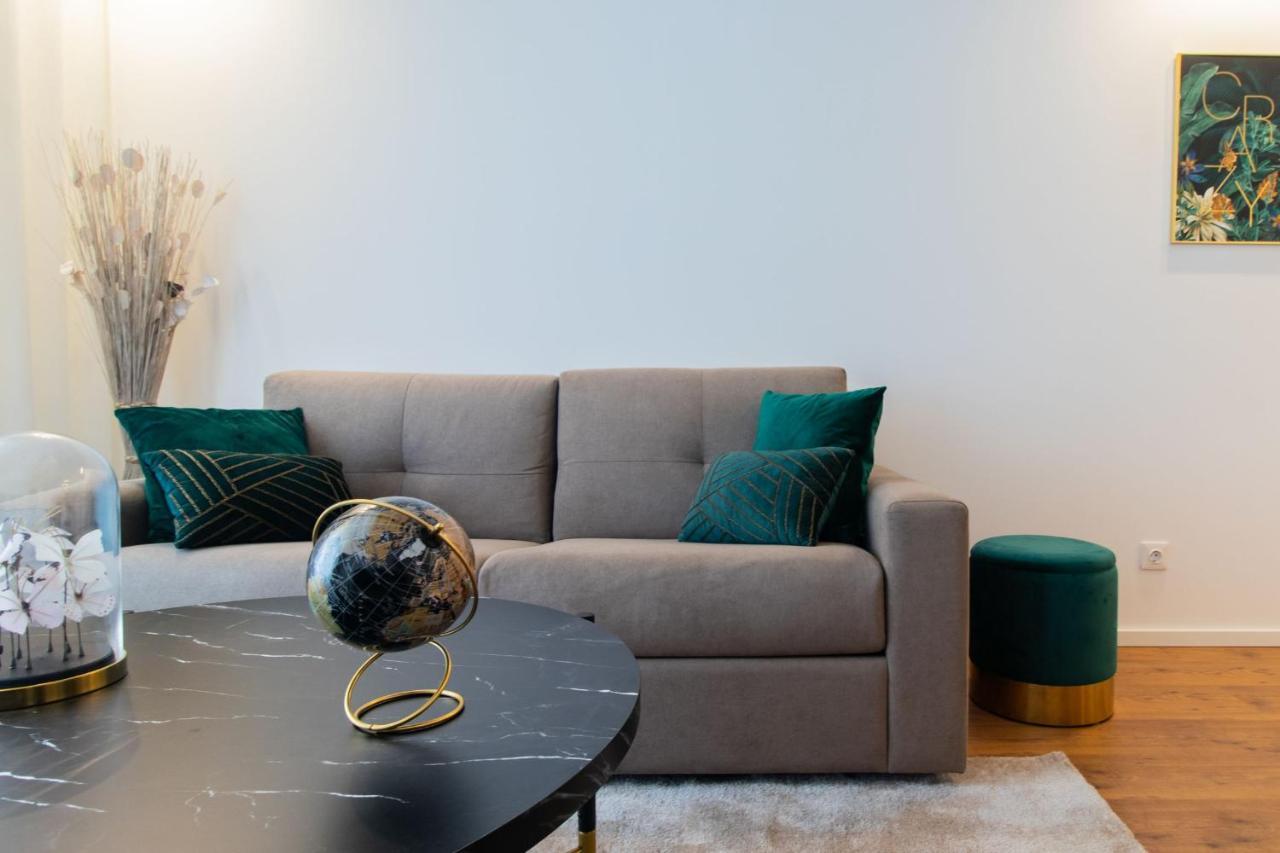 Stunning Apartment W/ Free Parking By Lovelystay Порто Екстериор снимка